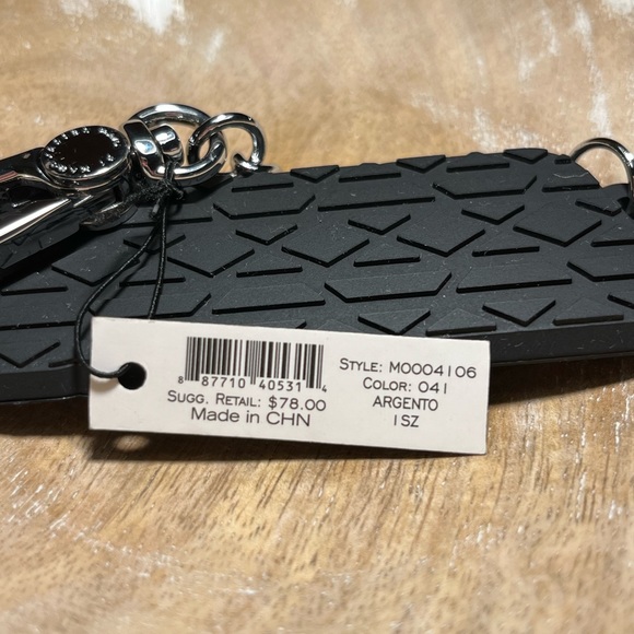 Marc by Marc Jacobs Logo Key Ring Keychain Bag Charm - Picture 6 of 9